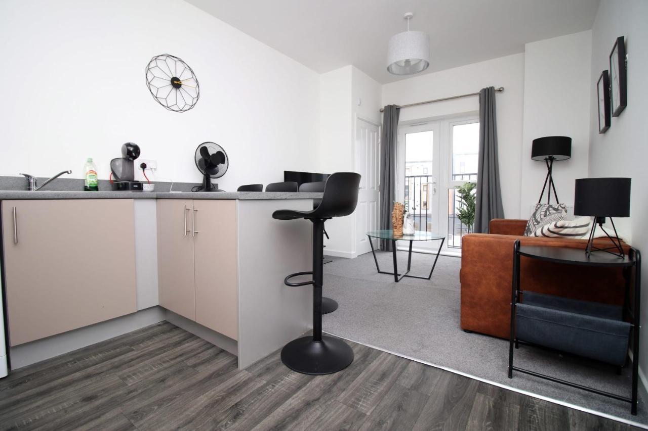Beachview By Mia Living Close To Beach, Free Parking, Modern 2 Bedroom Apartment Barry Ngoại thất bức ảnh