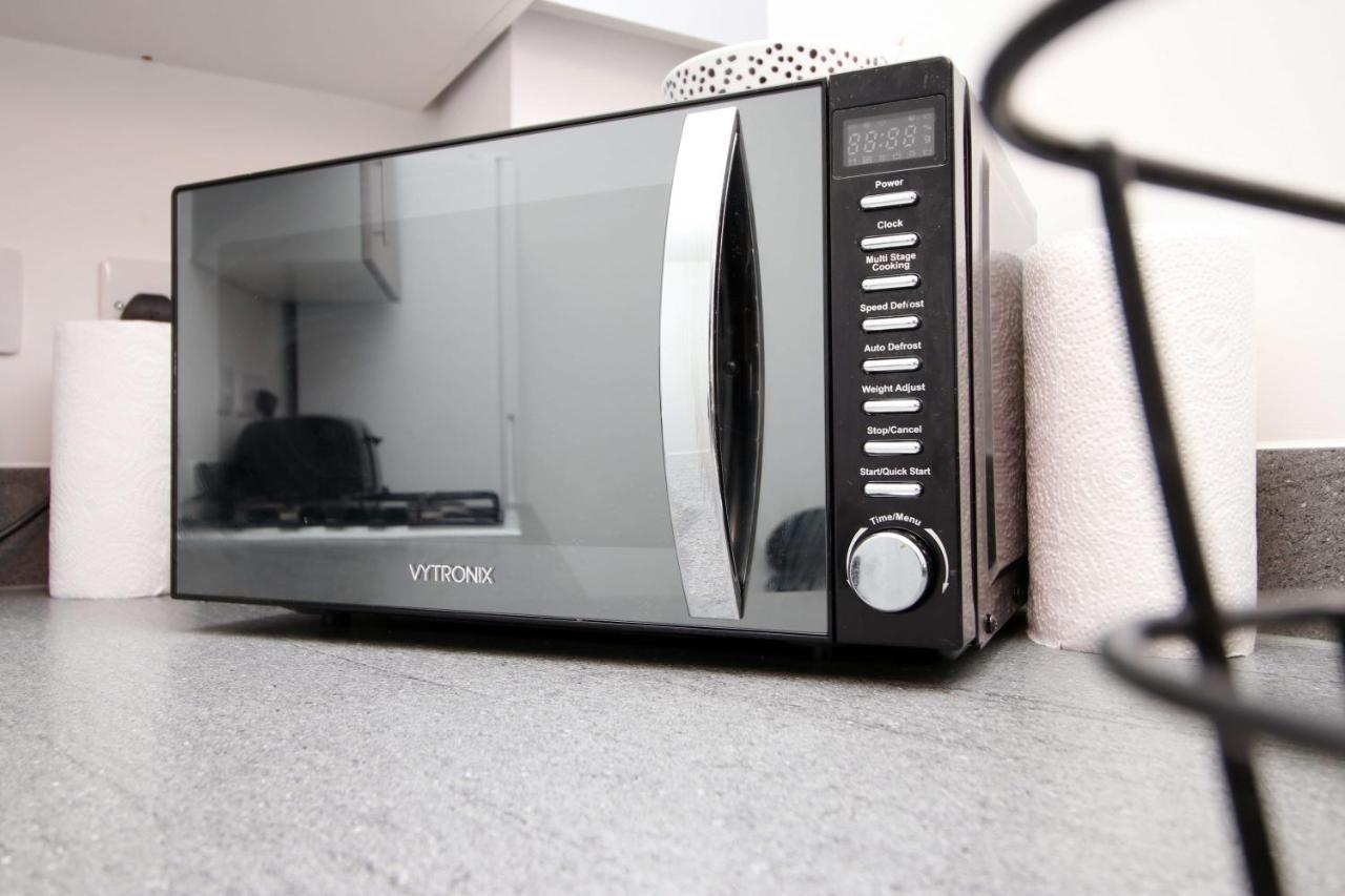 Beachview By Mia Living Close To Beach, Free Parking, Modern 2 Bedroom Apartment Barry Ngoại thất bức ảnh