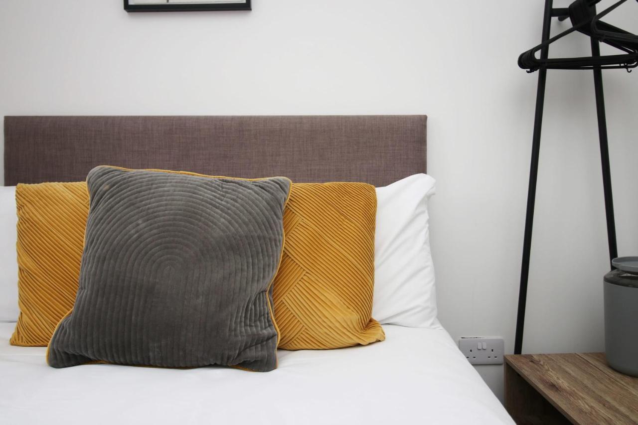Beachview By Mia Living Close To Beach, Free Parking, Modern 2 Bedroom Apartment Barry Ngoại thất bức ảnh