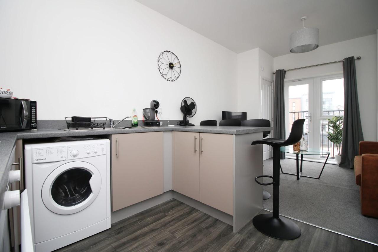 Beachview By Mia Living Close To Beach, Free Parking, Modern 2 Bedroom Apartment Barry Ngoại thất bức ảnh